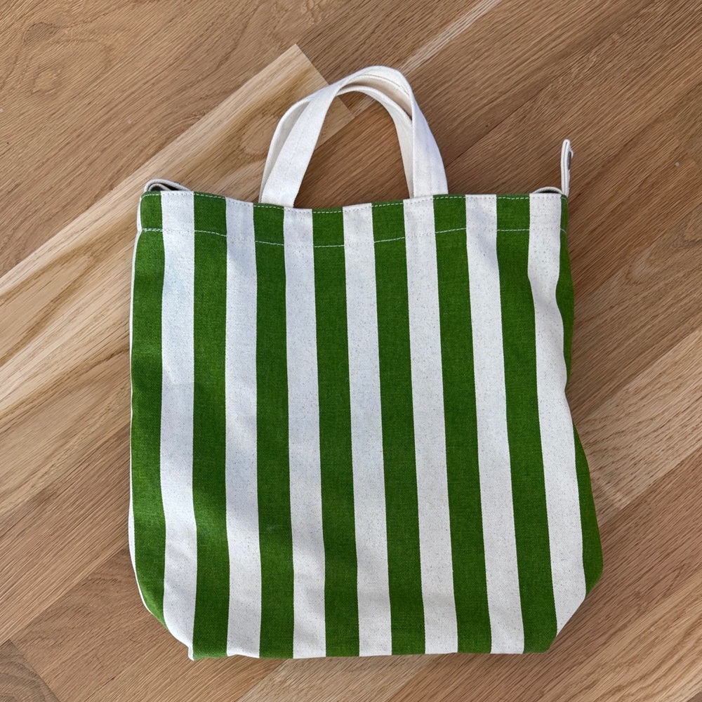 Baggu green striped vertical duck bag VGUC